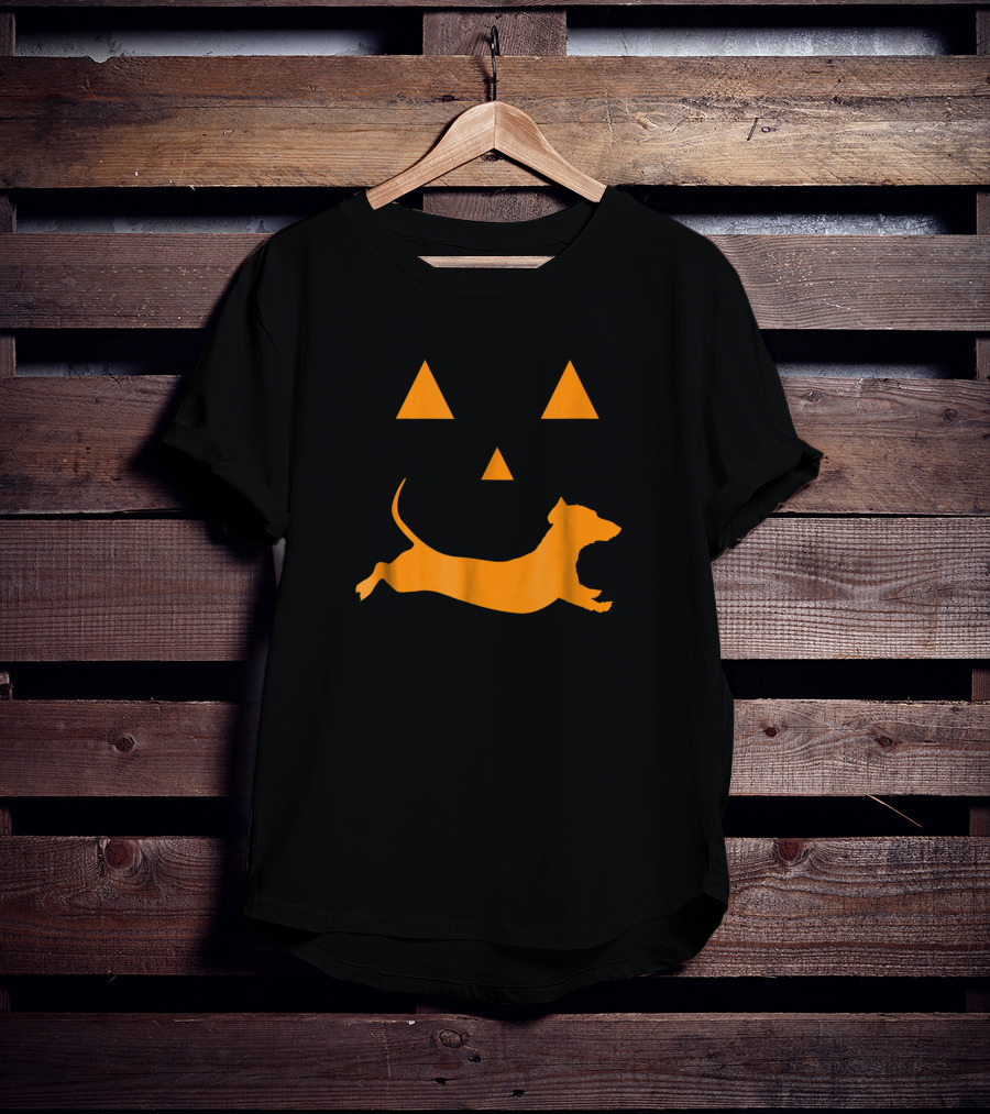 Halloween Pumpkin Face With Orange Dachshund T-Shirt