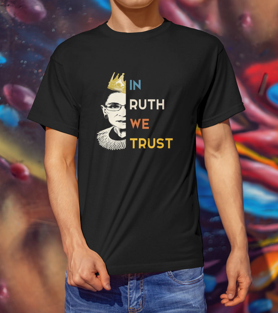 IN RUTH WE TRUST Crown Collar Half T-Shirt