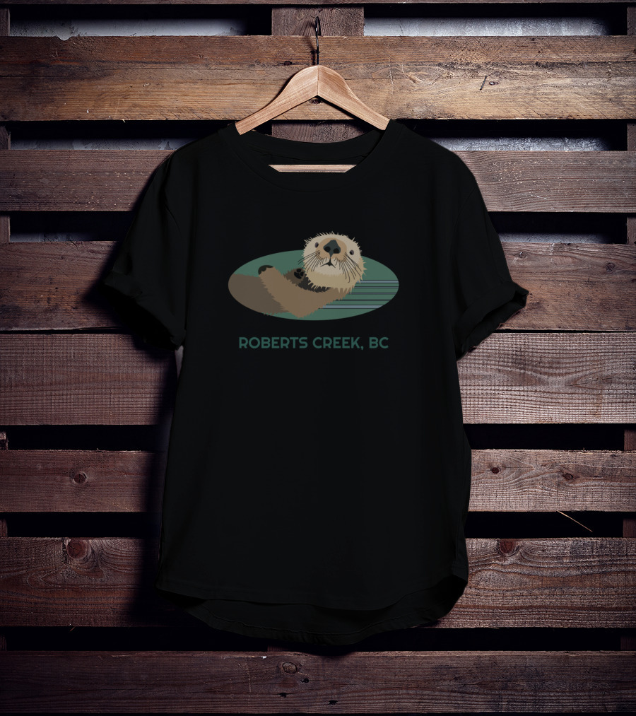 Cute Otter Roberts Creek BC Wildlife T-Shirt