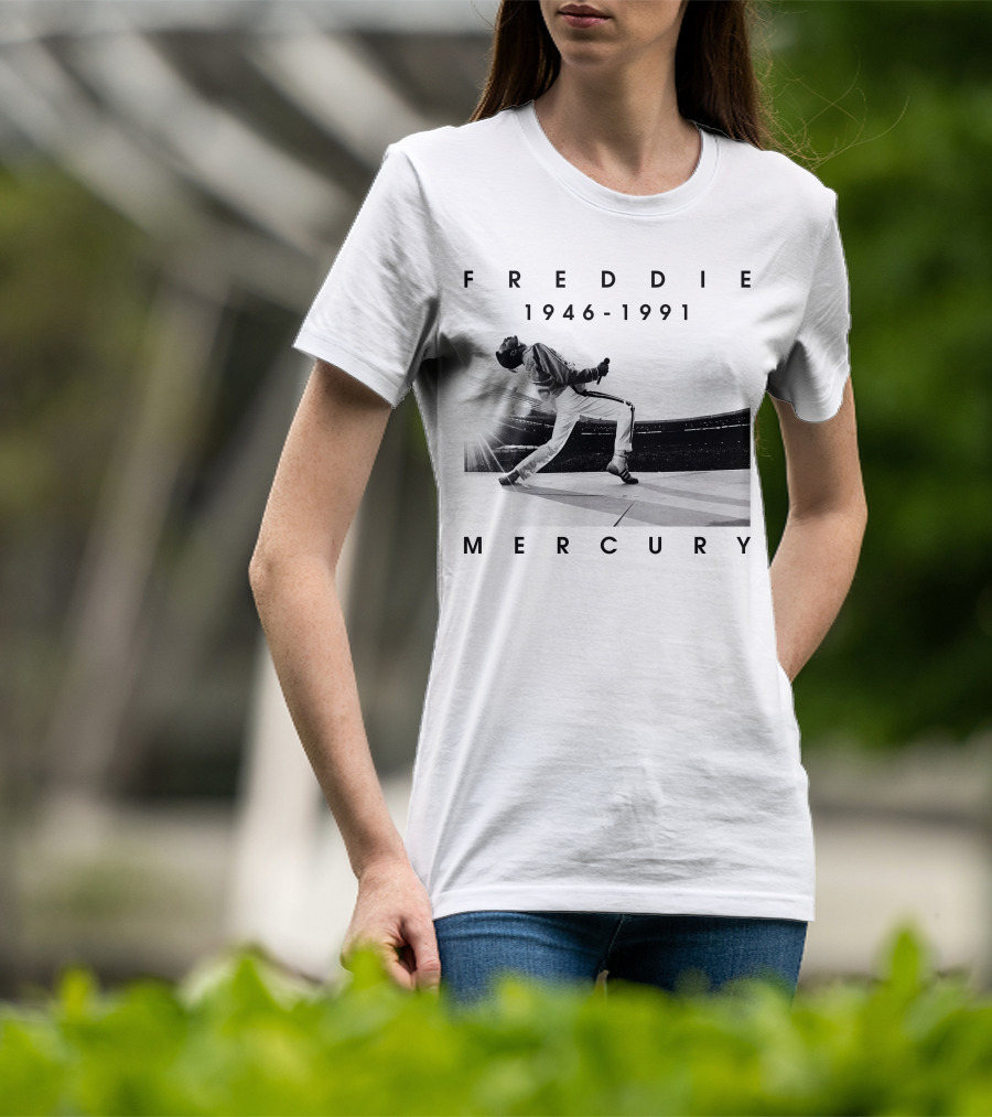 Freddie Mercury 1946-1991 Iconic Stage Performance T-Shirt