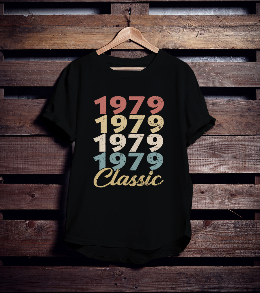 1979 Classic Retro Vintage Aesthetic T-Shirt