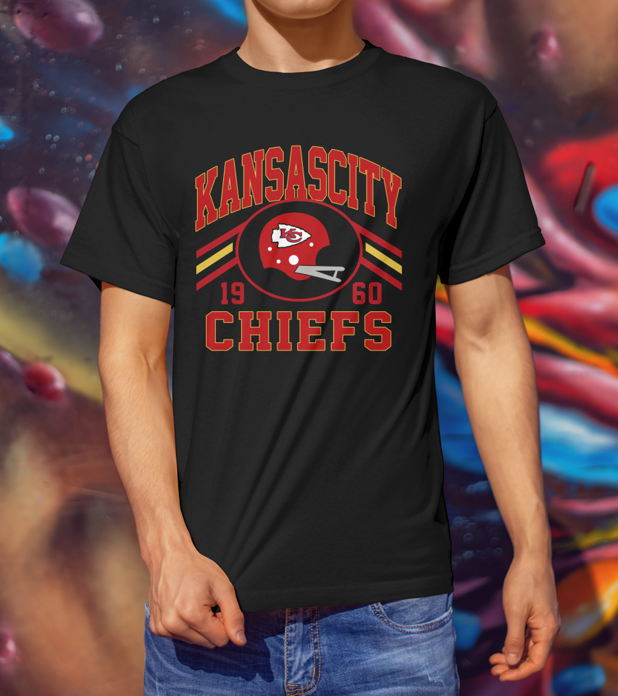Kansas City Chiefs 1960 Helmet Retro T-Shirt