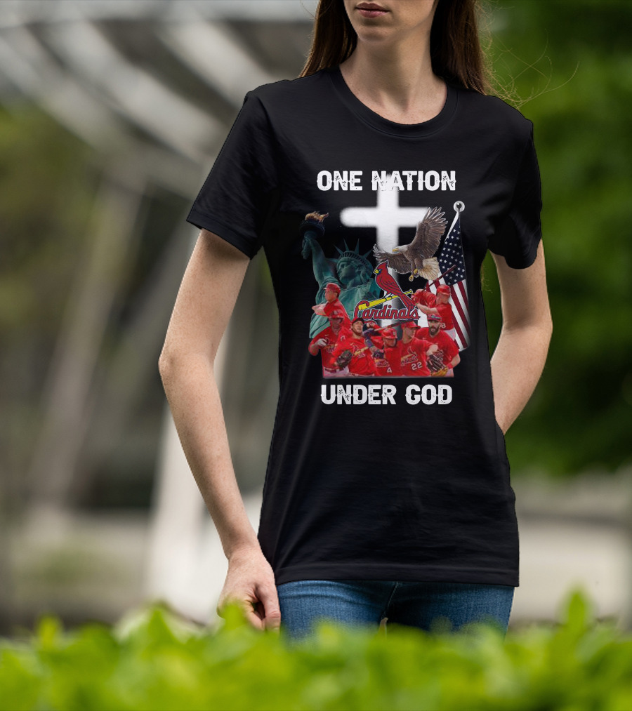 St Louis Cardinals One Nation Under God Liberty Statue Eagle Flag T-Shirt