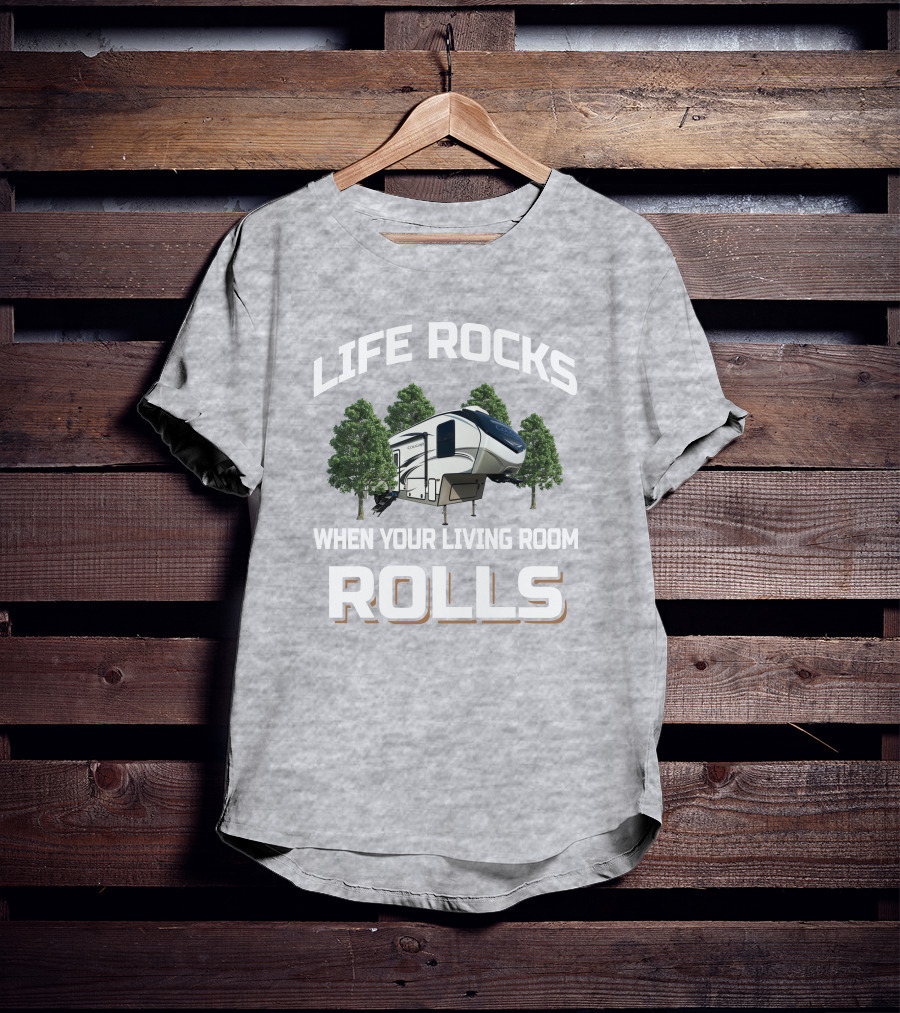 LIFE ROCKS WHEN YOUR LIVING ROOM ROLLS Keystone Cougar 29RKS T-Shirt