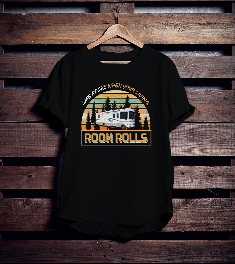 LIFE ROCKS WHEN YOUR LIVING ROOM ROLLS Itasca Sunova 30 T-Shirt
