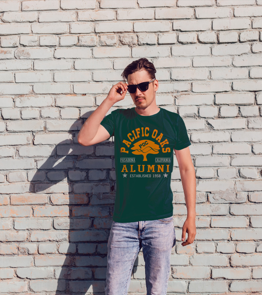 Pacific Oaks POC Alumni Pasadena California Established 1958 T-Shirt