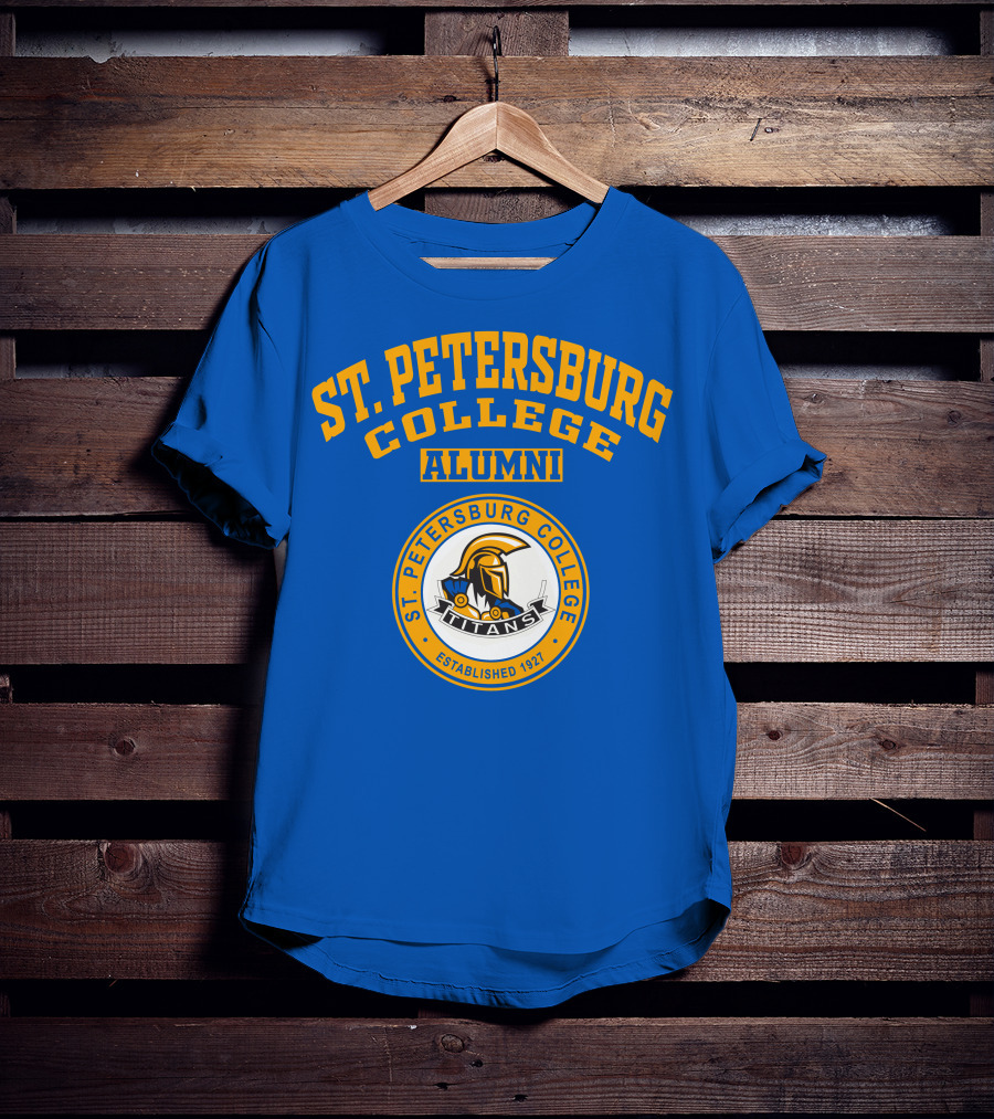 St Petersburg College Alumni Titans Established 1927 T-Shirt