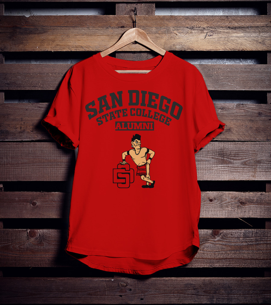 San Diego State College Alumni SDSC Vintage Style Retro Pose T-Shirt