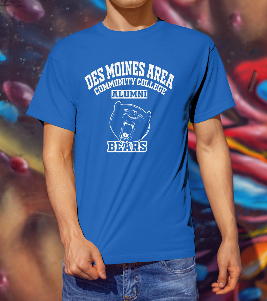 Des Moines Area Community College Alumni Bears T-Shirt