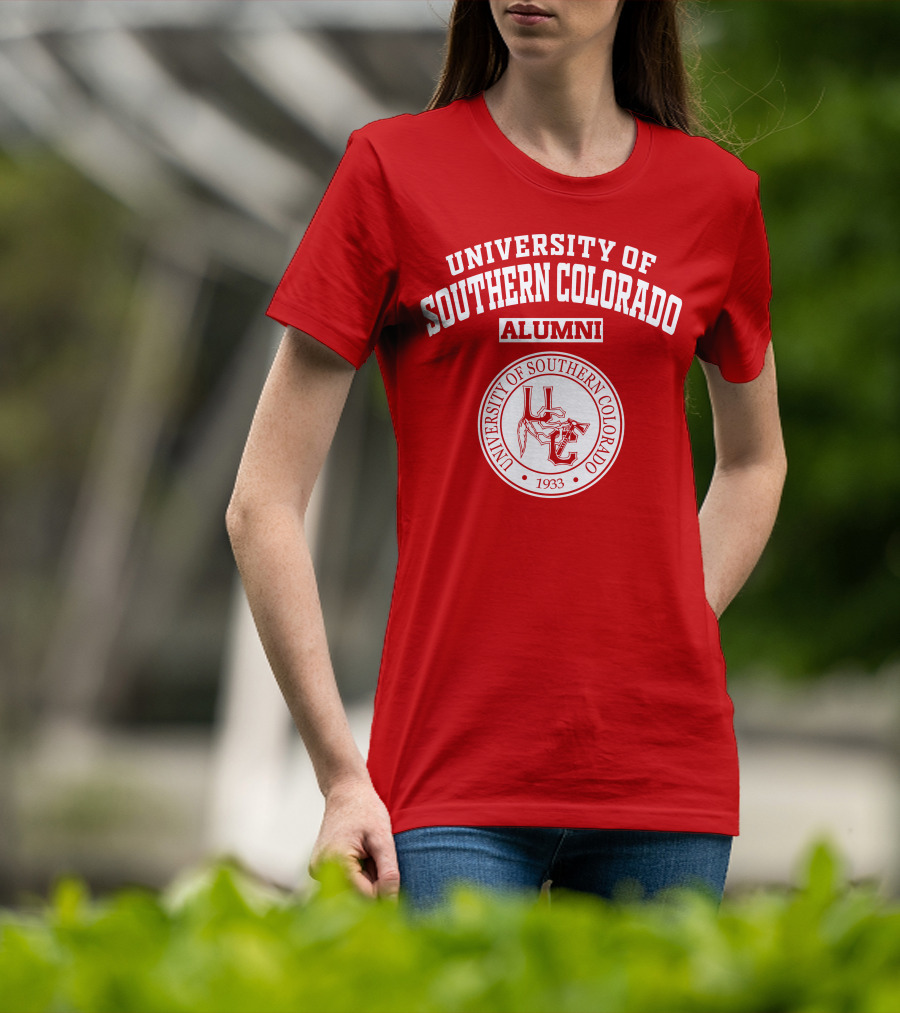 University Of Southern Colorado Alumni 1933 Badge UC T-Shirt