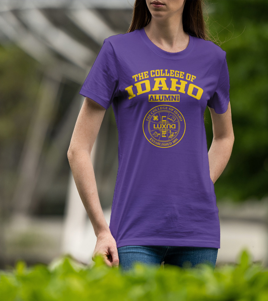 The College Of Idaho Alumni Lux Rex Established 1891 T-Shirt