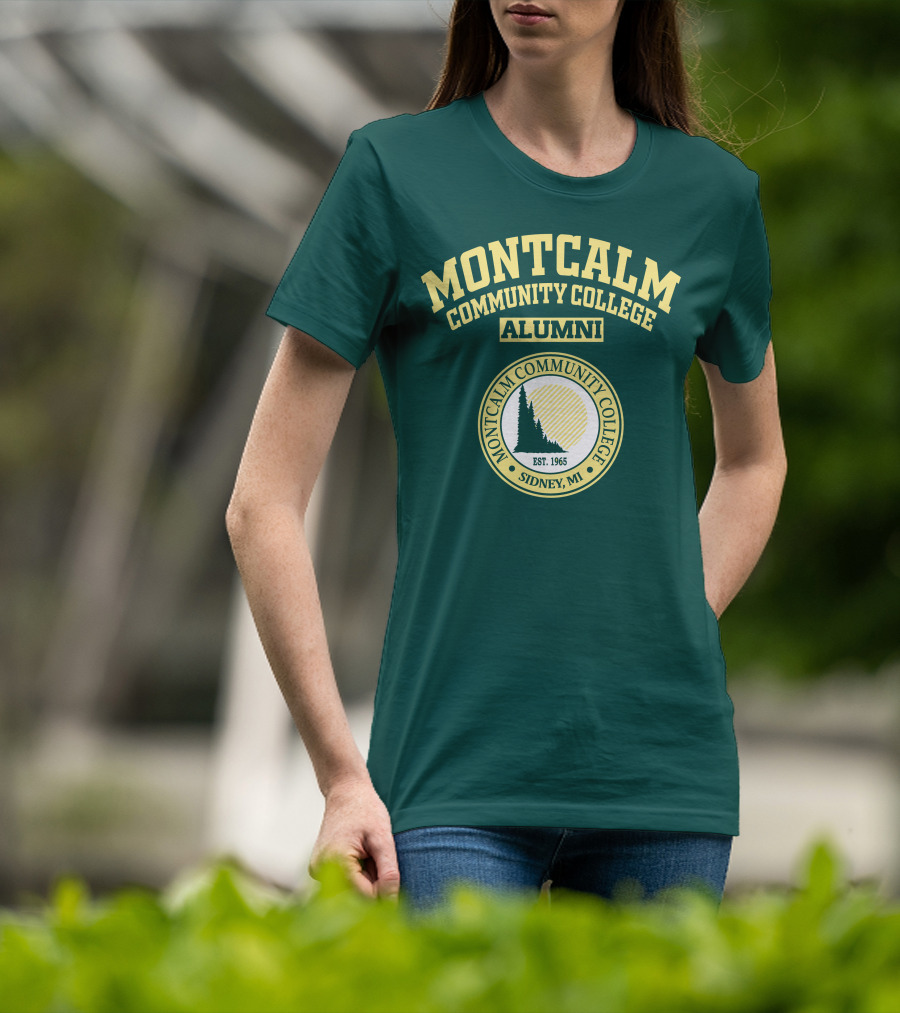 Montcalm Community College Alumni Est. 1965 Sidney MI T-Shirt