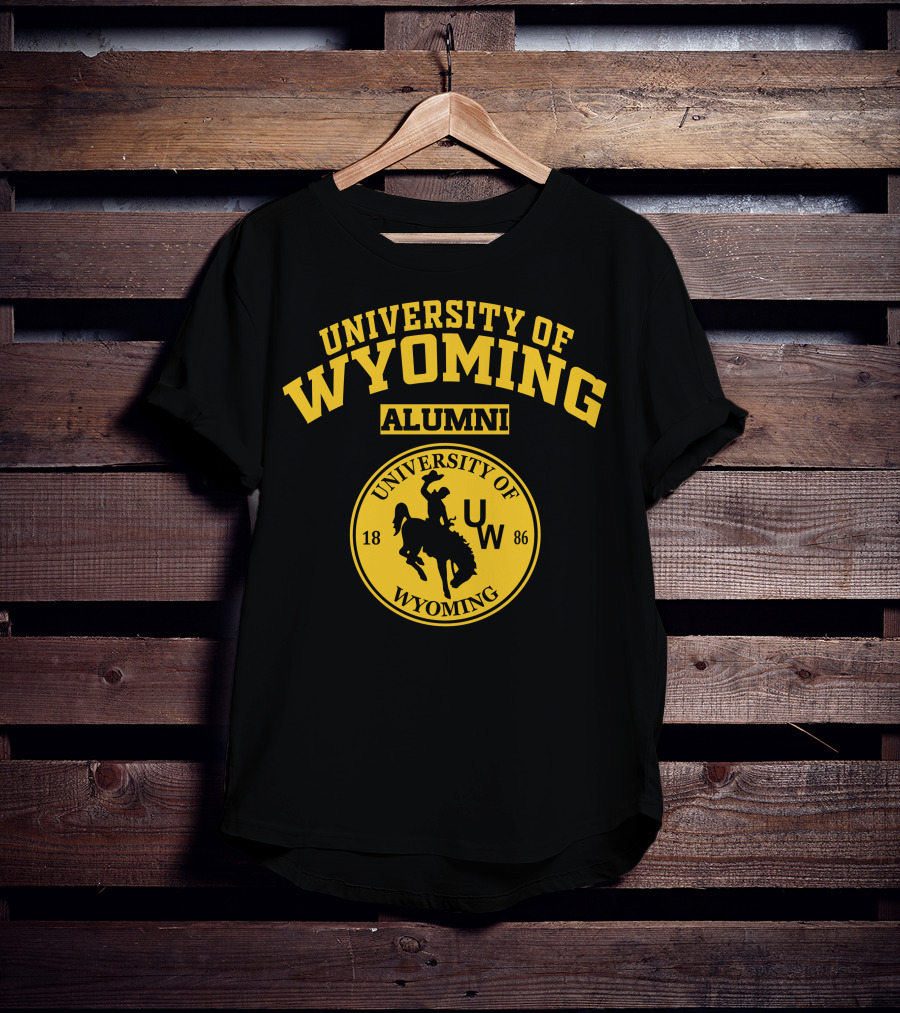 UNIVERSITY OF WYOMING ALUMNI 1886 UW T-Shirt