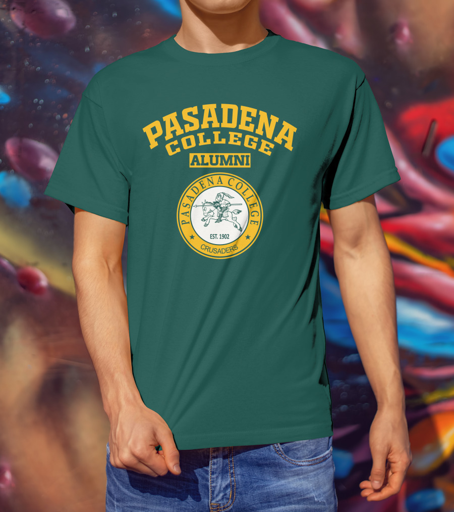 Pasadena College Alumni Crusaders Est. 1902 T-Shirt