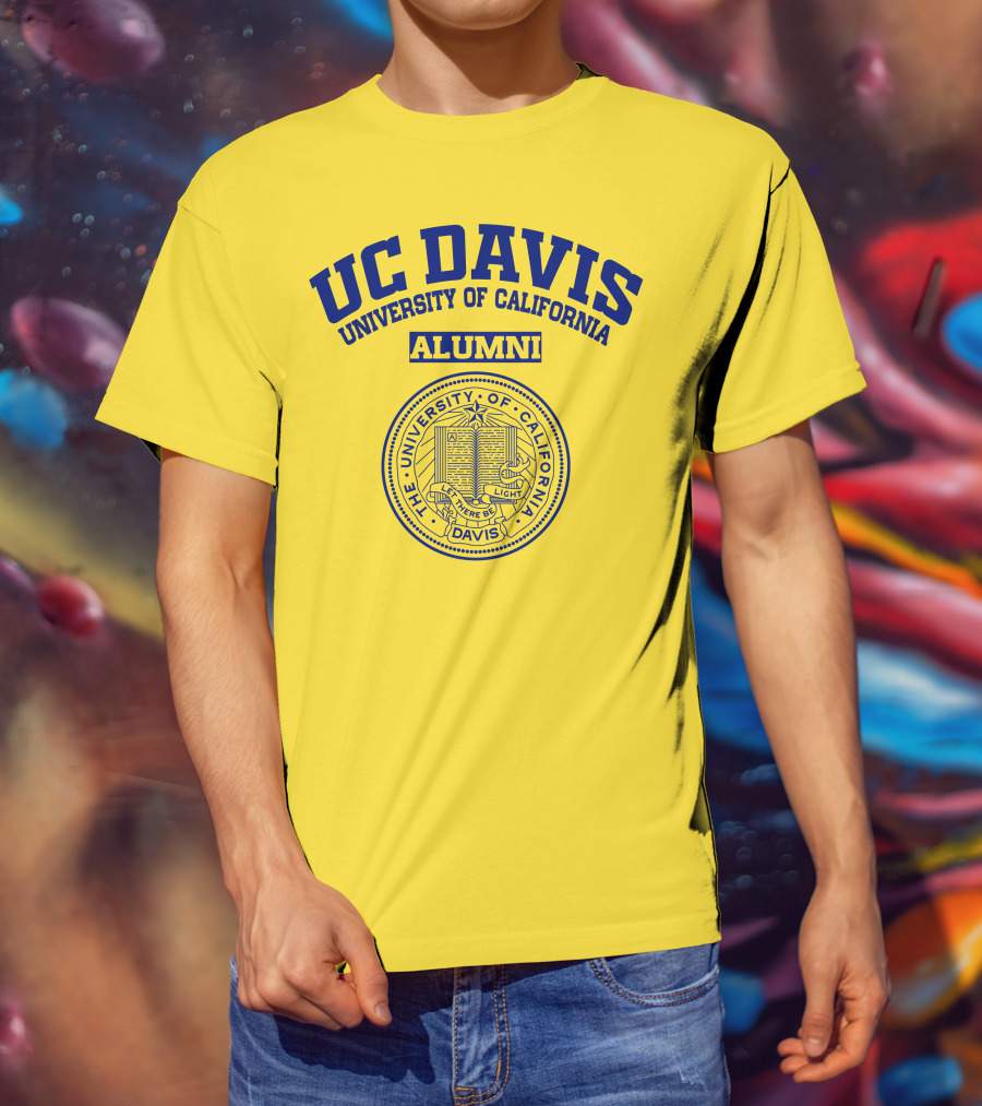 UC Davis University Of California Alumni Seal T-Shirt