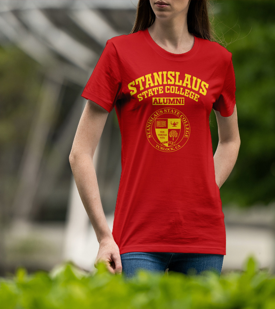 Stanislaus State College Alumni Seal Turlock CA Vox Veritas Vita T-Shirt