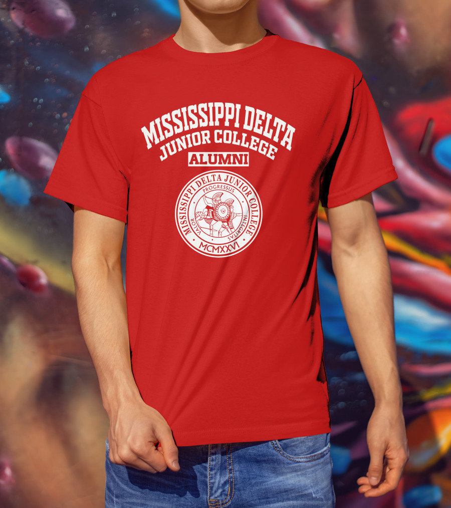 Mississippi Delta Junior College Alumni Seal MCMXXVI Valor Progressus Integritas T-Shirt