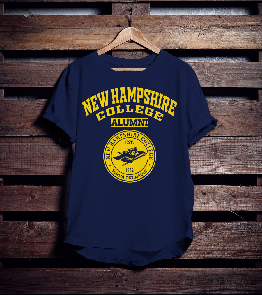 New Hampshire College Alumni Est 1932 Summa Optimaque T-Shirt