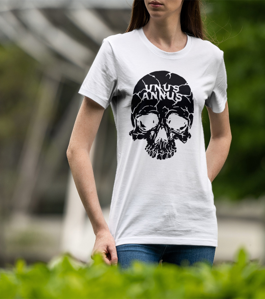 Unus Annus Skull Black Crack T-Shirt