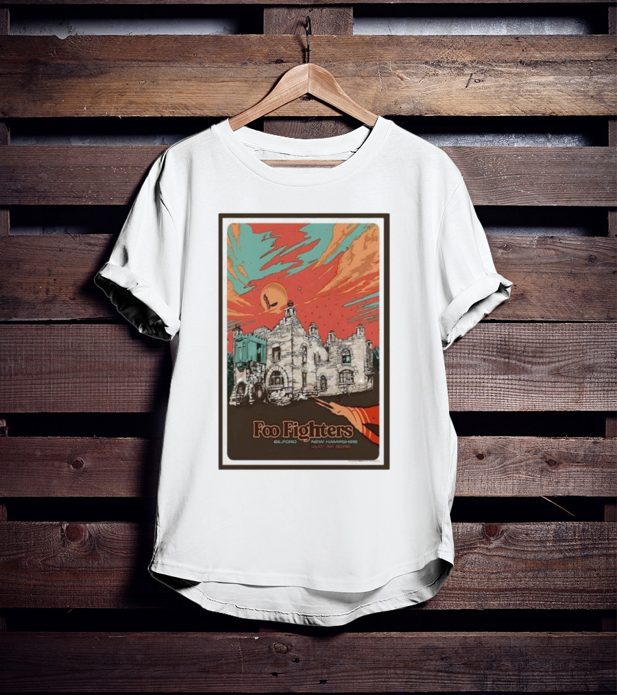 Foo Fighters Gilford New Hampshire May 24 Bank Of New Hampshire Concert T-Shirt