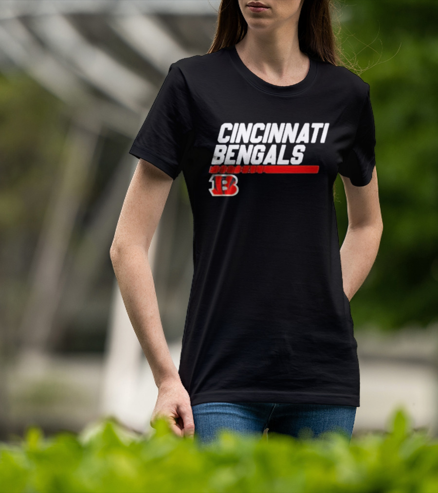 CINCINNATI BENGALS MODEST 13 T-Shirt