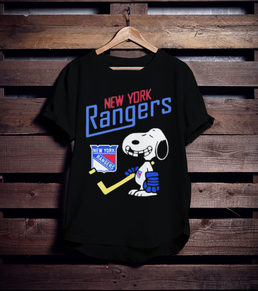 New York Rangers Snoopy Hockey Player T-Shirt