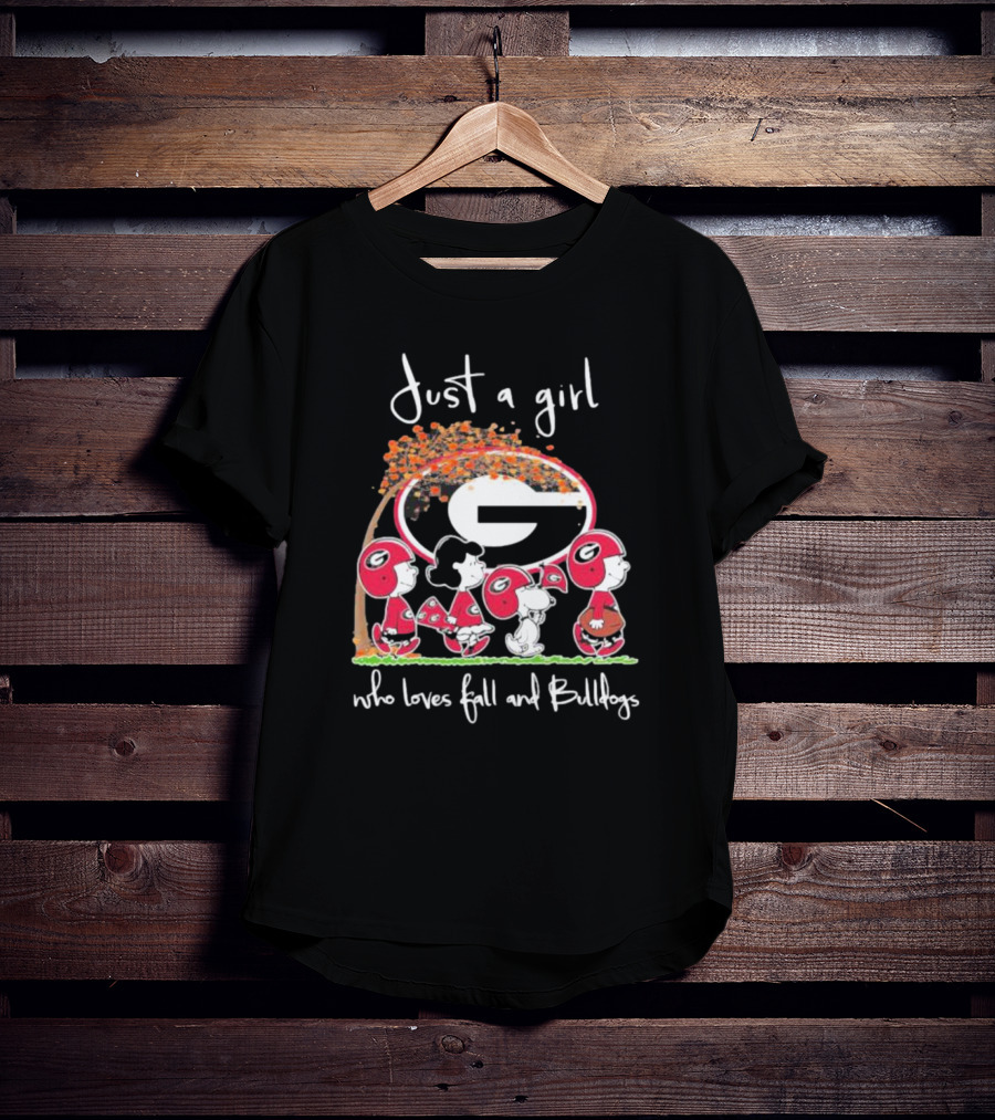 Just A Girl Who Loves Fall And Bulldogs Peanuts Georgia Bulldogs T-Shirt
