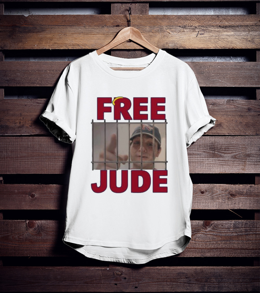 Gohalos Free Jude New Prison Bars Hat Pointing T-Shirt