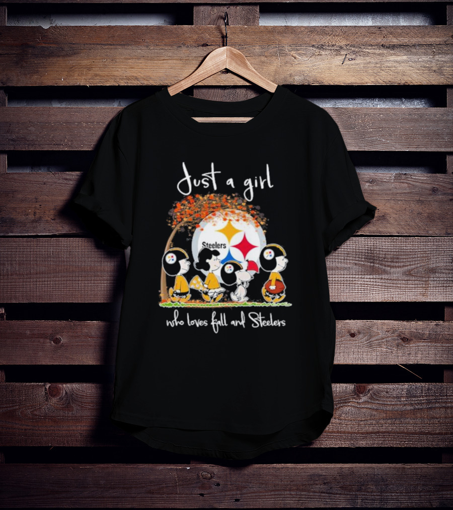 Just A Girl Who Loves Fall And Steelers Peanuts T-Shirt