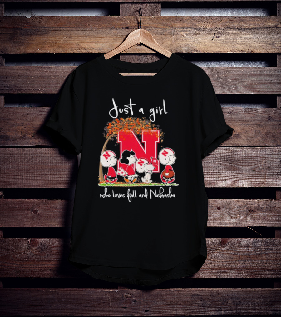 Just A Girl Who Loves Fall And Nebraska Peanuts Gang Football T-Shirt
