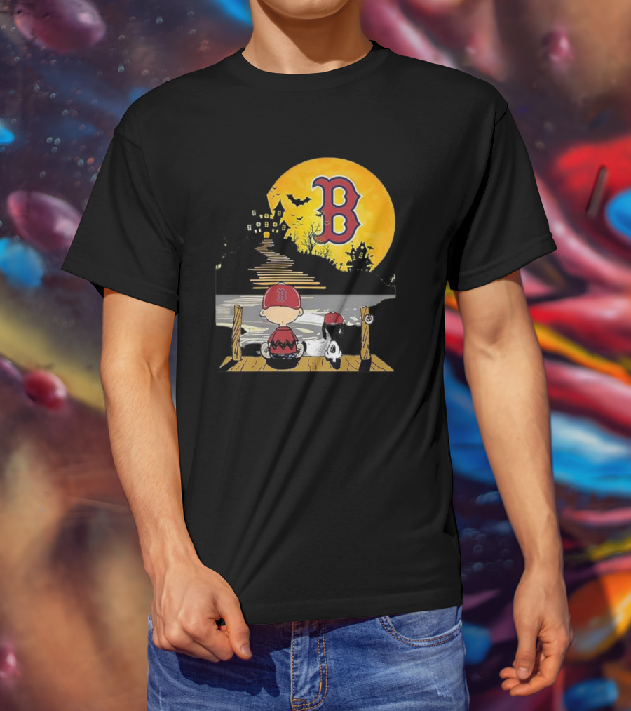 Snoopy And Charlie Brown Boston Red Sox Halloween Moon Scene T-Shirt