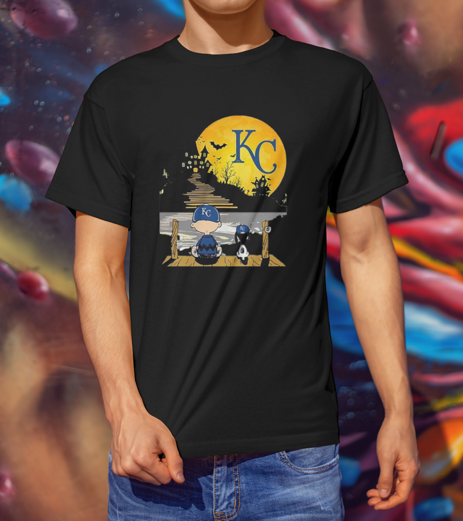 Snoopy Charlie Brown Halloween Kansas City Royals Moon Scene T-Shirt