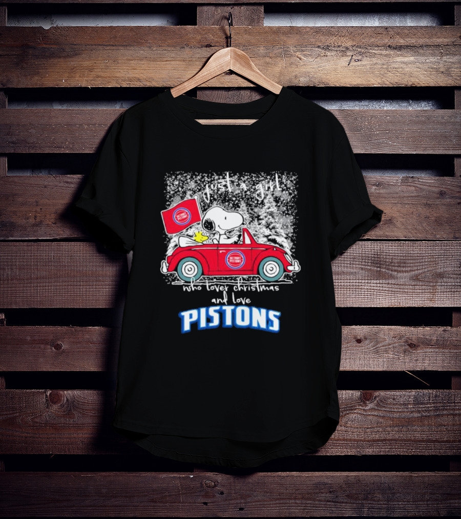 Snoopy And Woodstock Just A Girl Who Loves Christmas And Detroit Pistons T-Shirt