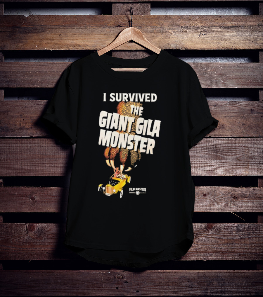 I Survived The Giant Gila Monster Film Masters Vintage Car Scene T-Shirt