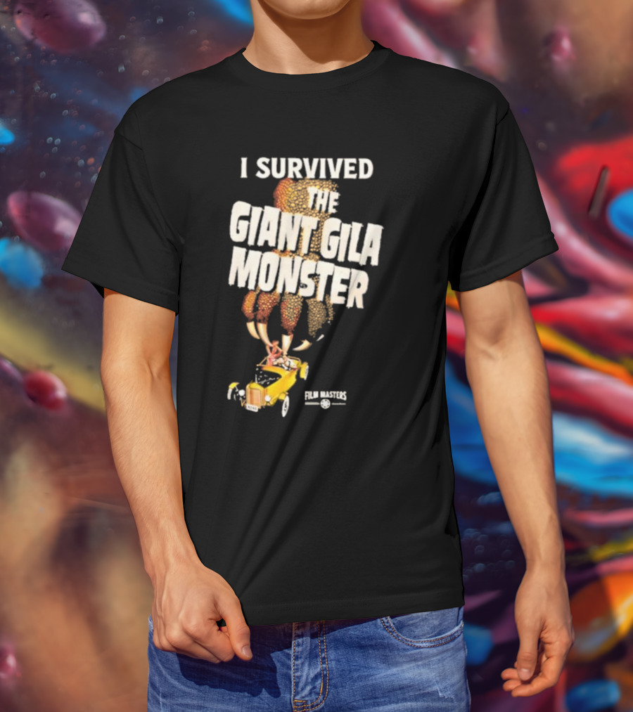 I Survived The Giant Gila Monster Film Masters Vintage Car Scene T-Shirt