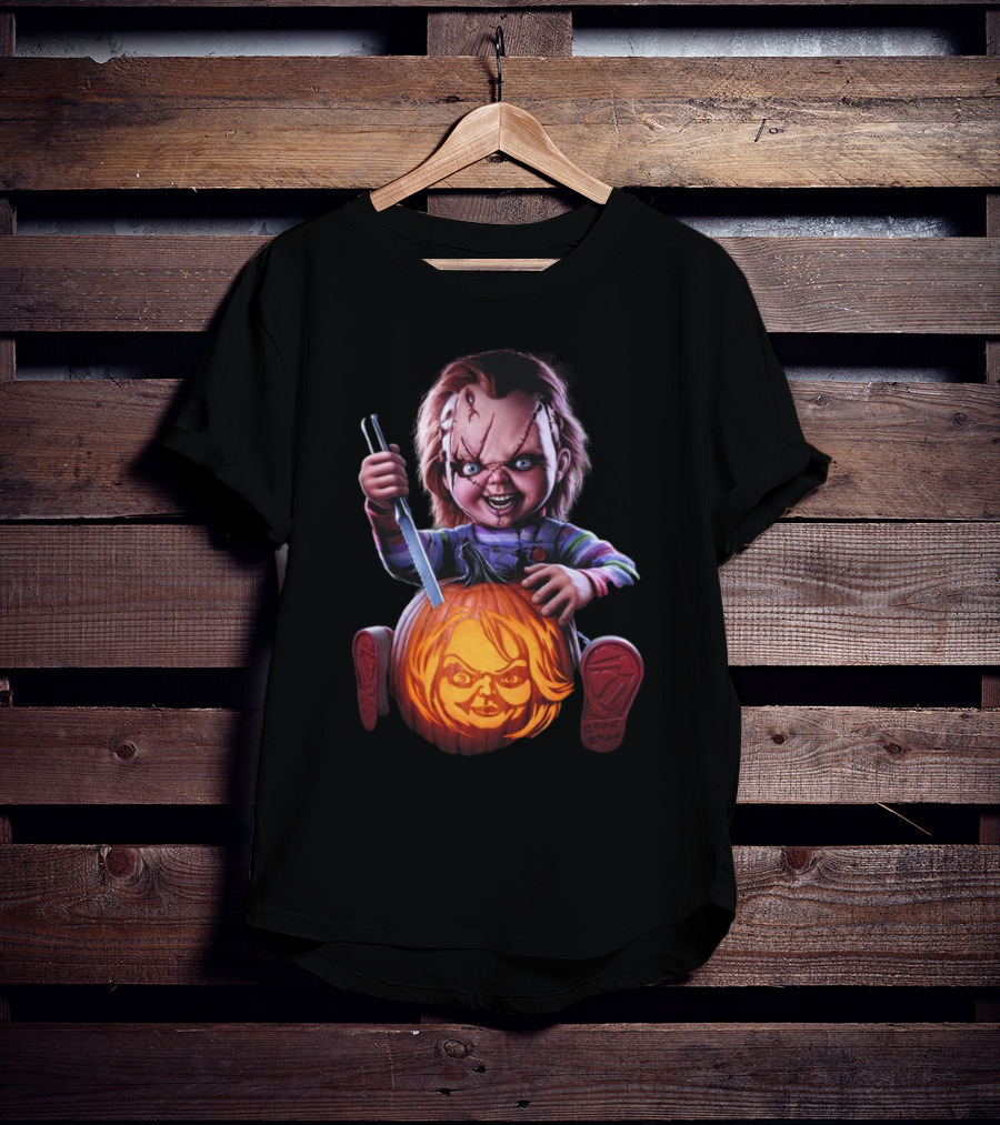 Chucky Creepy Carver Halloween Pumpkin Knife T-Shirt