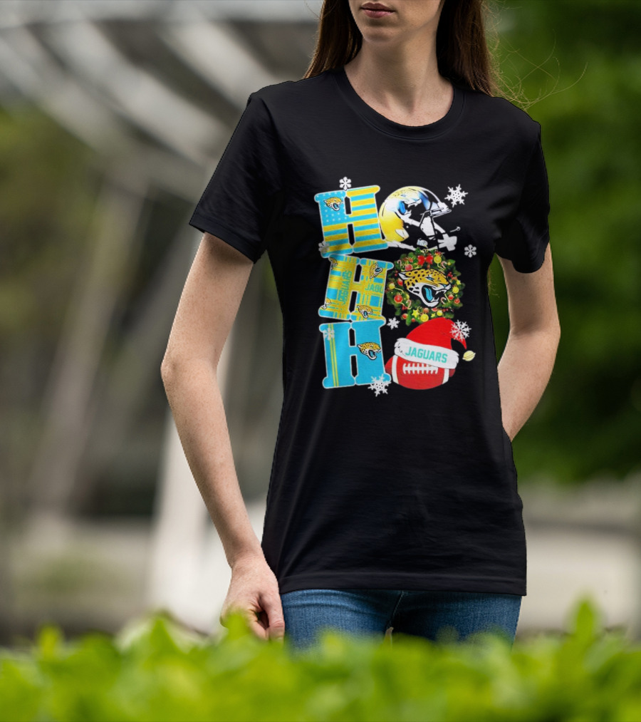 Jacksonville Jaguars Ho Ho Ho Merry Christmas Football Santa Hat Snowflakes Wreath T-Shirt