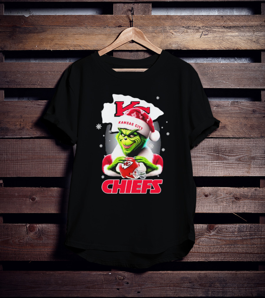 Kansas City Chiefs Grinch Santa Christmas T-Shirt