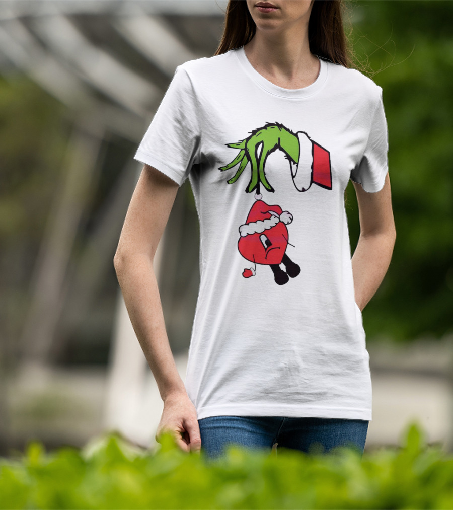 Grinch Hand Holding Santa Hat Bad Bunny Xmas T-Shirt