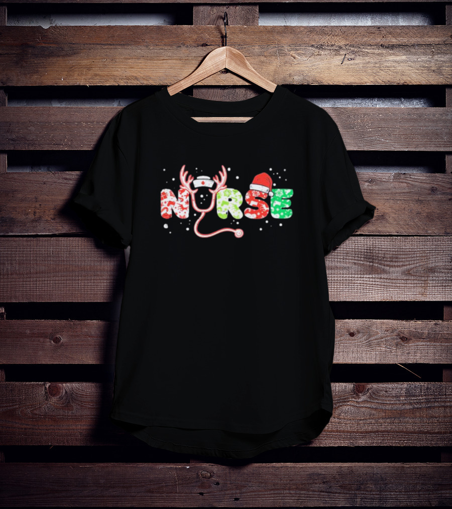 Nurse Christmas Stethoscope Reindeer Hat Festive Xmas Scrub Top T-Shirt