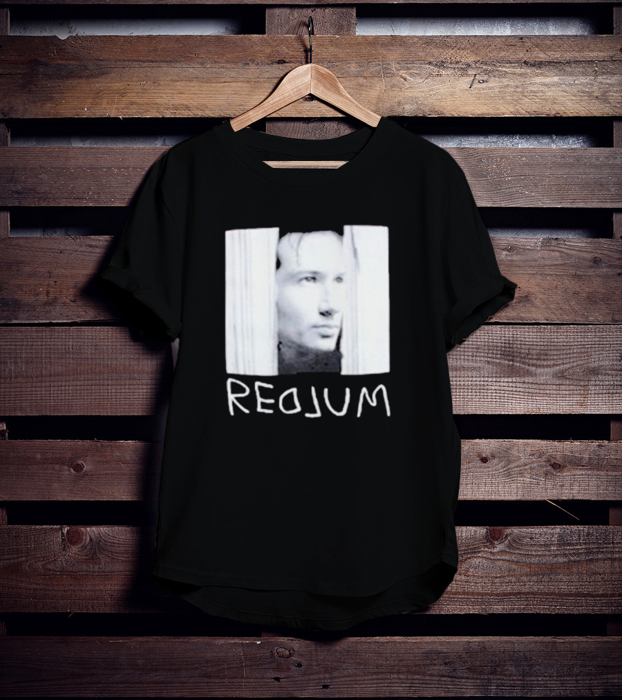 Redrum The Shining Redlum Johnny Face Peeking Through Door T-Shirt