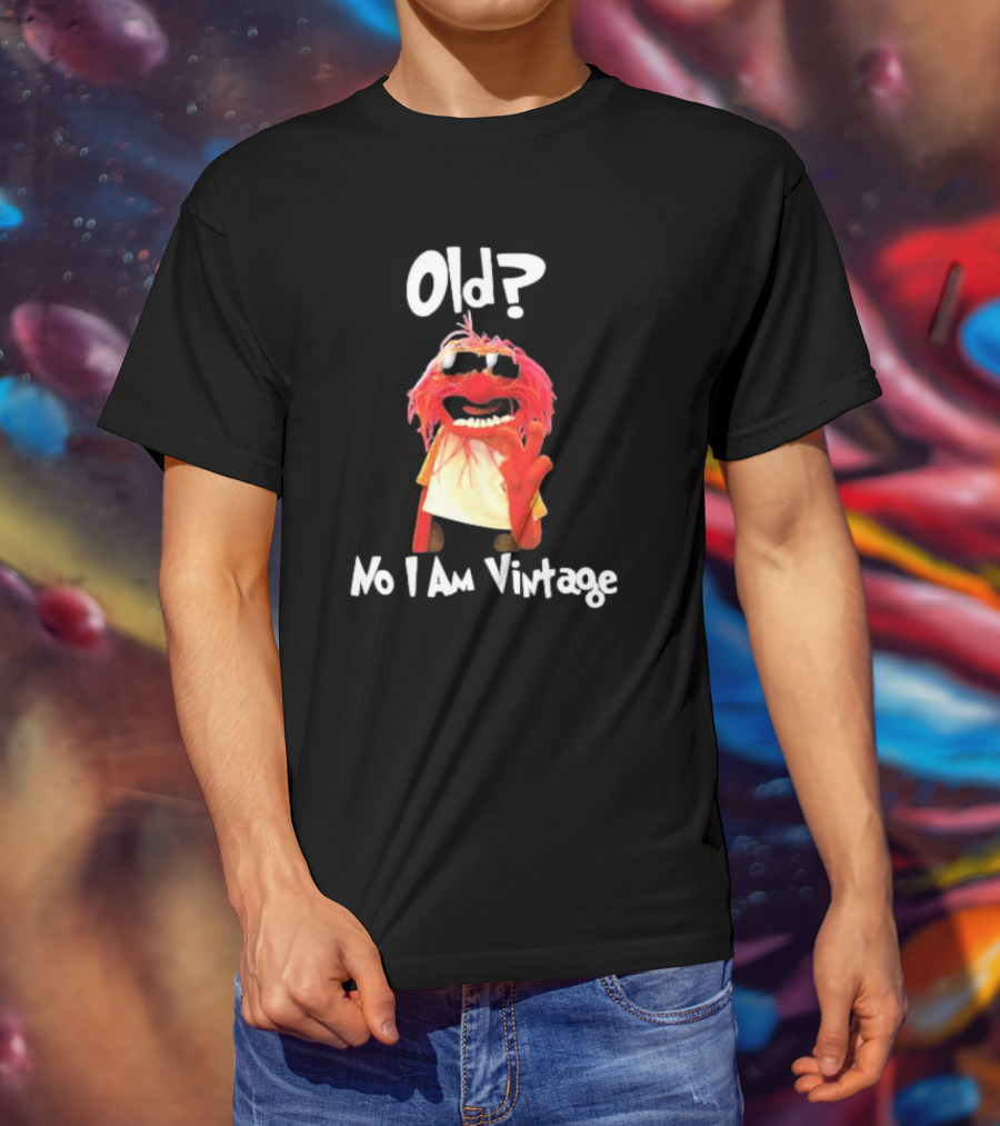 Old? No I Am Vintage Muppet Animal Wearing Glasses T-Shirt