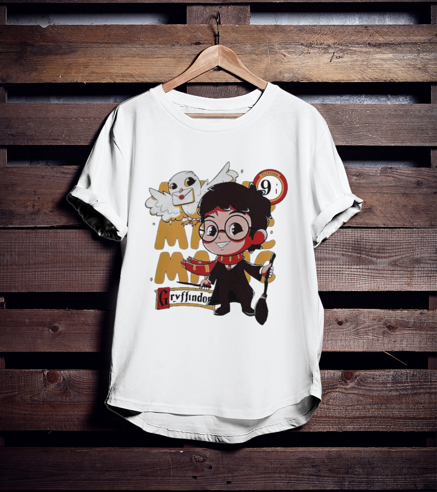 Quality Magic Boy Gryffindor Platform 9¾ Owl Wizard T-Shirt