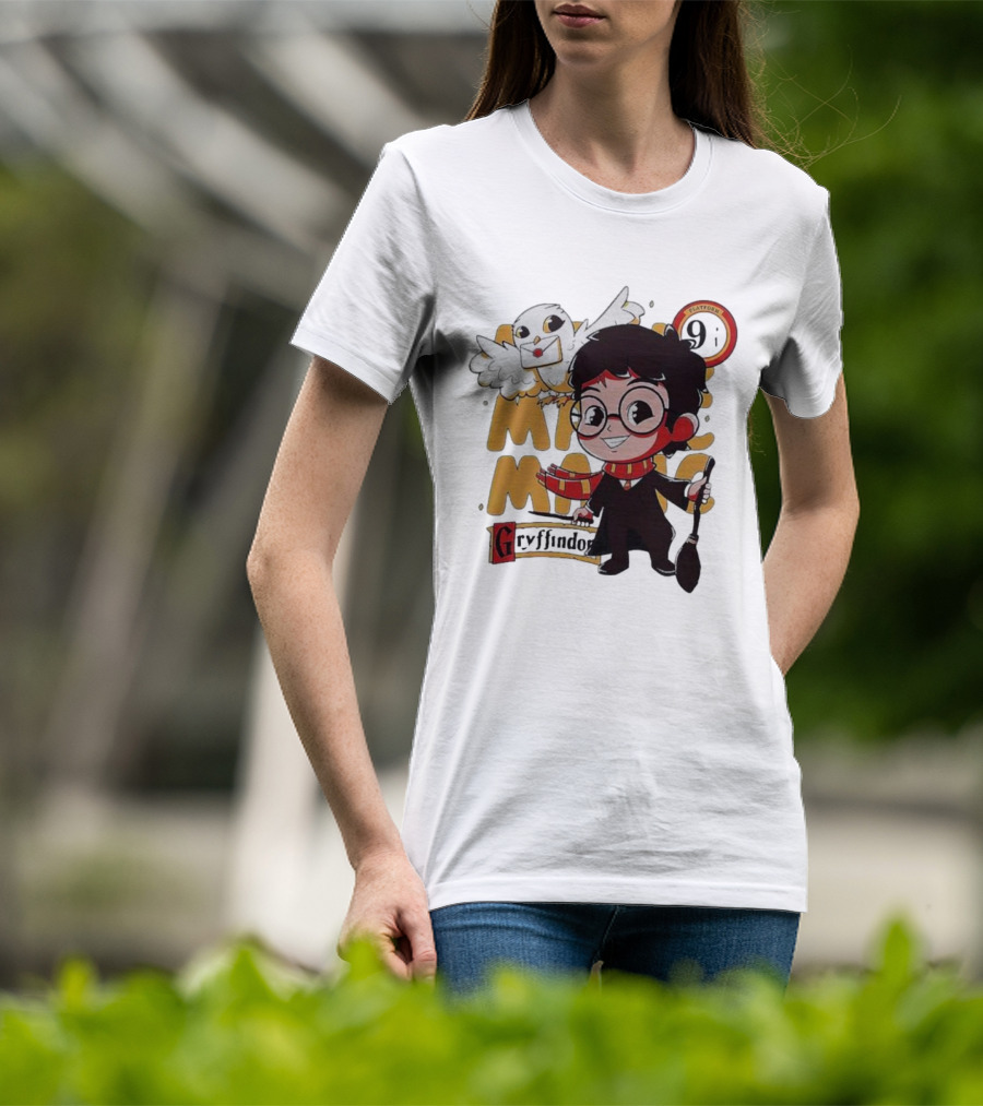 Quality Magic Boy Gryffindor Platform 9¾ Owl Wizard T-Shirt