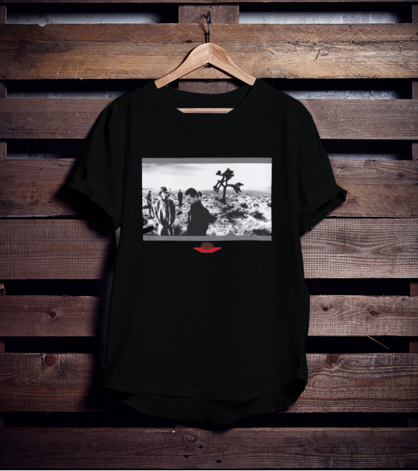 U2 Joshua Tree Album Cover Desert Scene 1980s Band Members T-Shirt