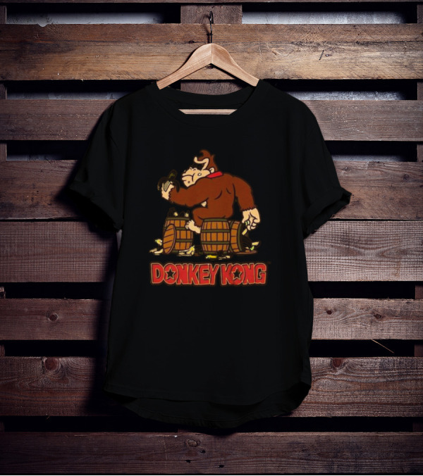 DONKEY KONG EATING BANANA BARRELS MEME T-Shirt
