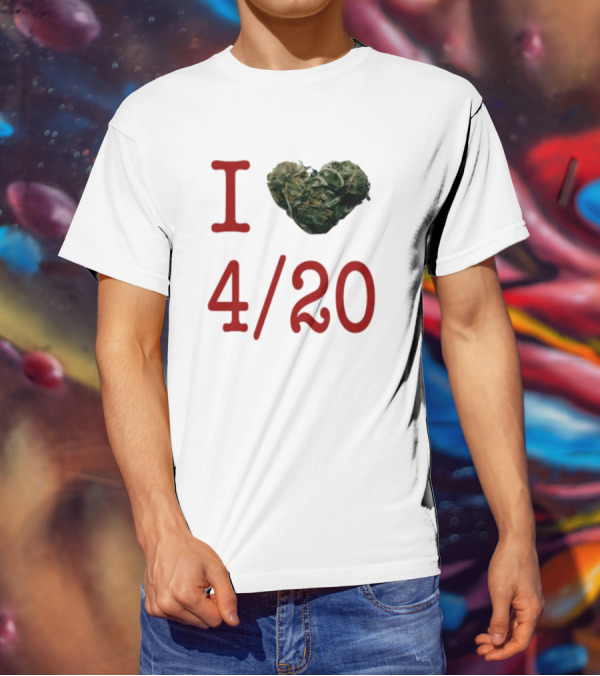 Rihanna Wearing I Heart 4/20 Day T-Shirt