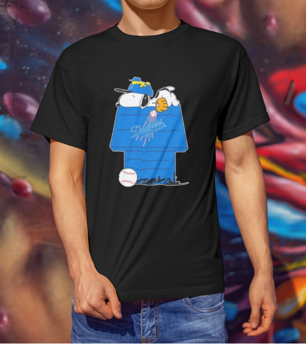 Snoopy And Woodstock Sleeping On Los Angeles Dodgers Doghouse With Baseball T-Shirt