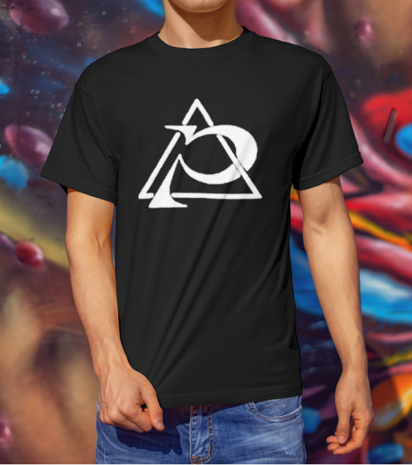 Zig Poppy Abstract Triangle T-Shirt