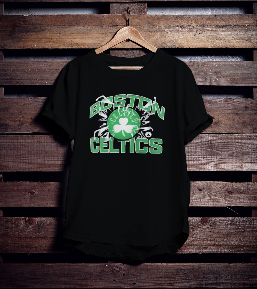 Boston Celtics Fanatics Shattered Logo Burst T-Shirt